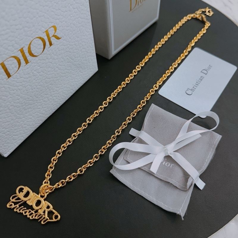 chr1st1an D10r necklaces